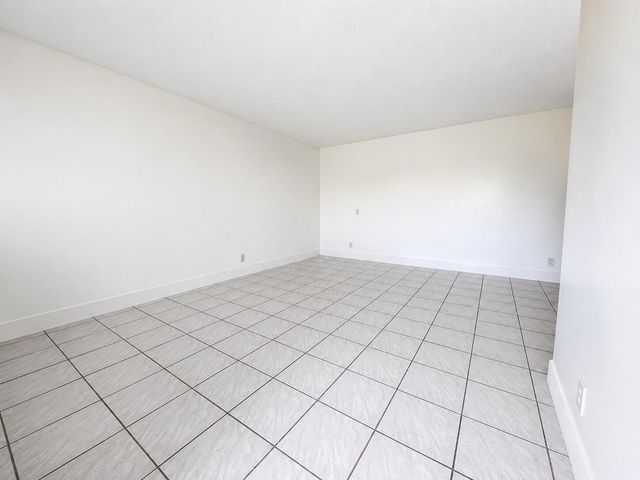 1857 Jefferson Street 304, Hollywood, FL 33020