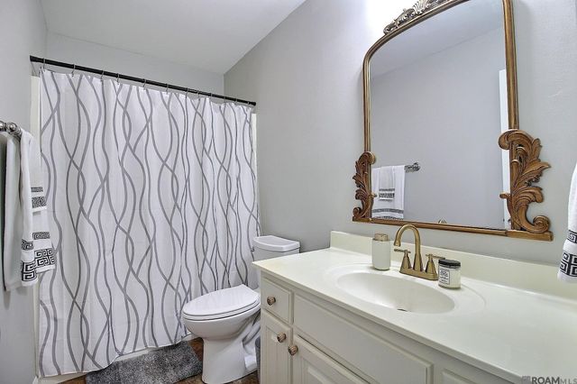 18005 Woodhaven Dr, Prairieville, LA 70769