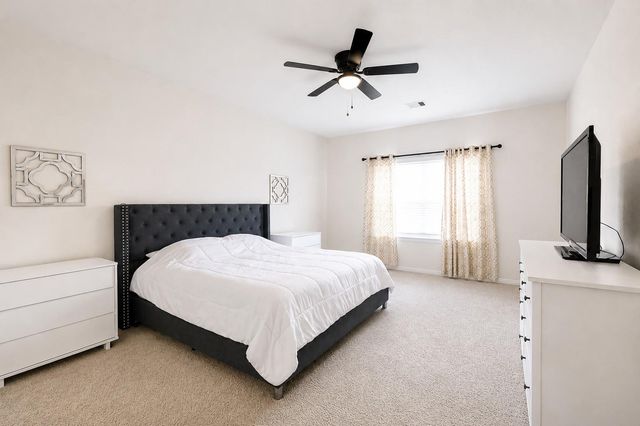 11012 32nd Avenue N, Texas City, TX 77591