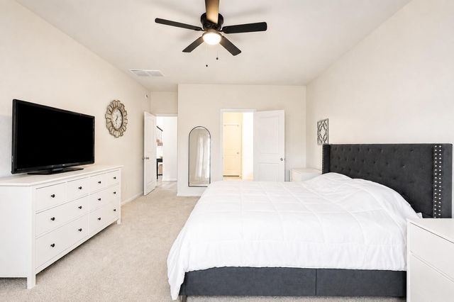 11012 32nd Avenue N, Texas City, TX 77591