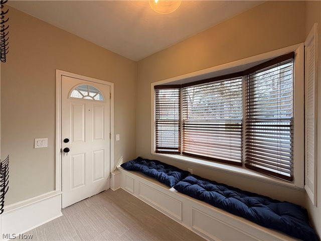 3954 Meadowbrook Boulevard, University Heights, OH 44118