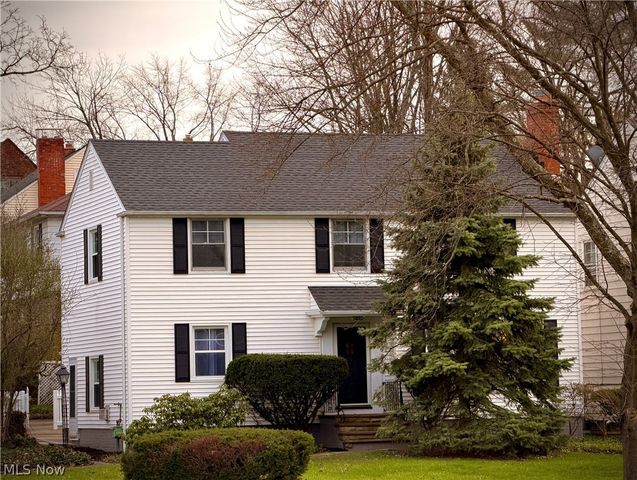 3954 Meadowbrook Boulevard, University Heights, OH 44118