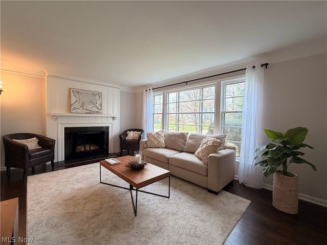 3954 Meadowbrook Boulevard, University Heights, OH 44118