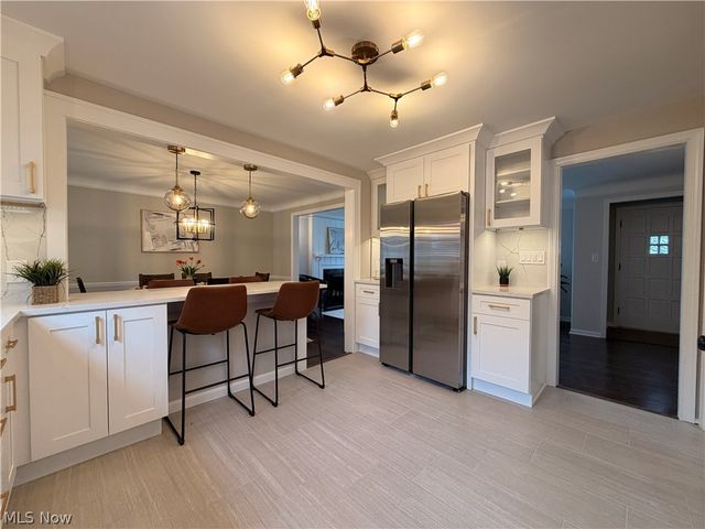 3954 Meadowbrook Boulevard, University Heights, OH 44118