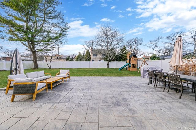 114 Monroe Avenue, Patchogue, NY 11772