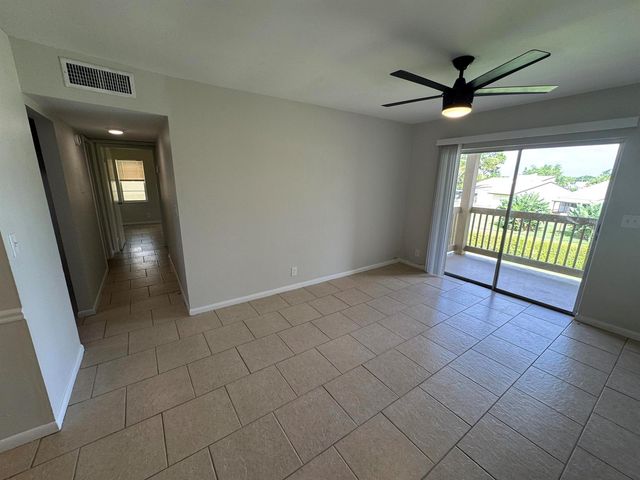 1790 Abbey Road 202, West Palm Beach, FL 33415