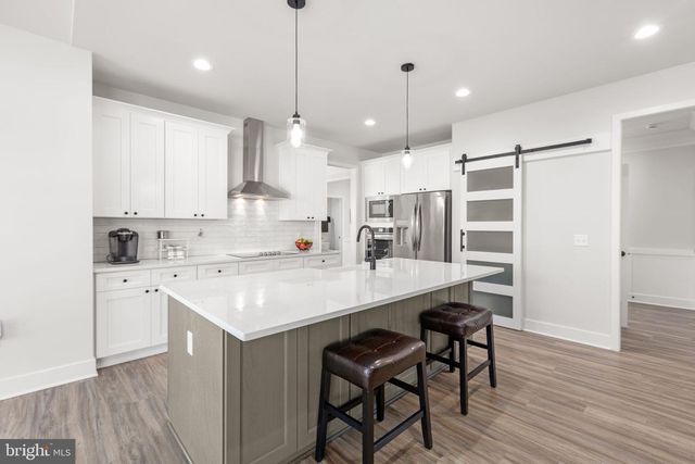 8109 CAMPFIRE LANE, Fredericksburg, VA 22407