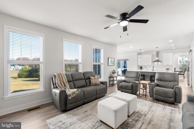 8109 CAMPFIRE LANE, Fredericksburg, VA 22407