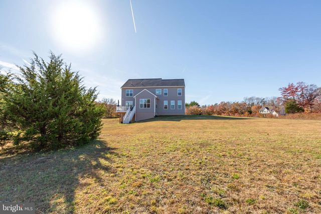 8109 CAMPFIRE LANE, Fredericksburg, VA 22407