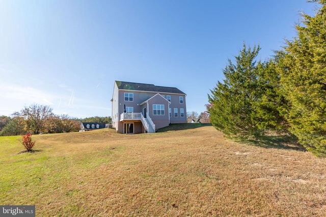 8109 CAMPFIRE LANE, Fredericksburg, VA 22407