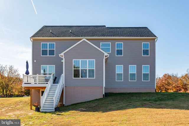 8109 CAMPFIRE LANE, Fredericksburg, VA 22407