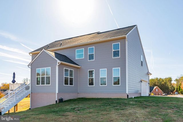 8109 CAMPFIRE LANE, Fredericksburg, VA 22407