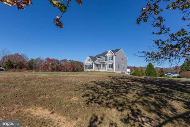 8109 CAMPFIRE LANE, Fredericksburg, VA 22407