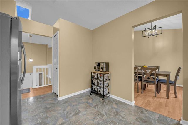 5754 Lockwood Drive, Waterford Twp, MI 48329