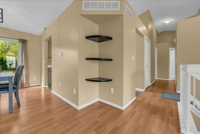 5754 Lockwood Drive, Waterford Twp, MI 48329