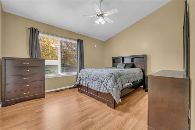 5754 Lockwood Drive, Waterford Twp, MI 48329