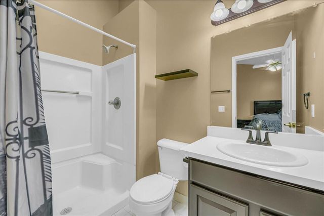 5754 Lockwood Drive, Waterford Twp, MI 48329