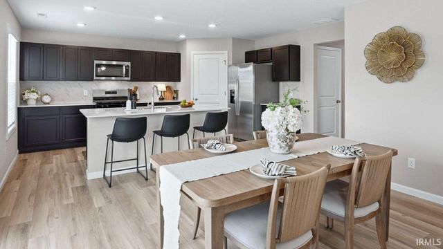 776 Atilla Way, Huntertown, IN 46748
