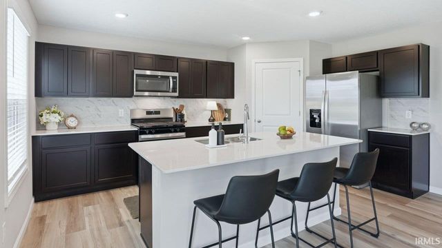 776 Atilla Way, Huntertown, IN 46748