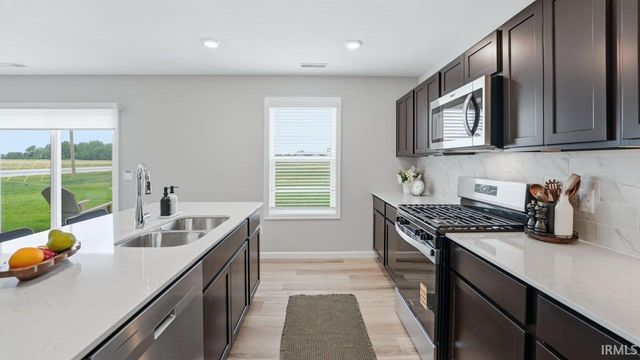 776 Atilla Way, Huntertown, IN 46748