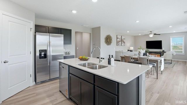 776 Atilla Way, Huntertown, IN 46748
