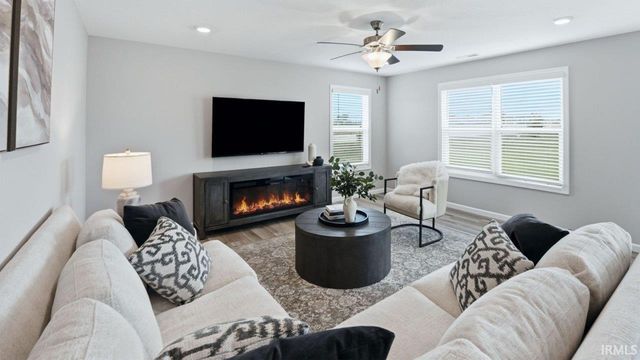 776 Atilla Way, Huntertown, IN 46748