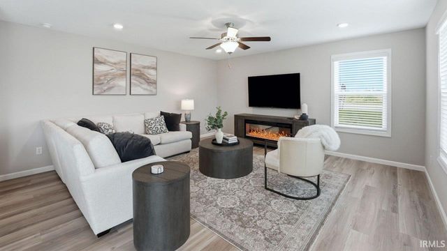 776 Atilla Way, Huntertown, IN 46748