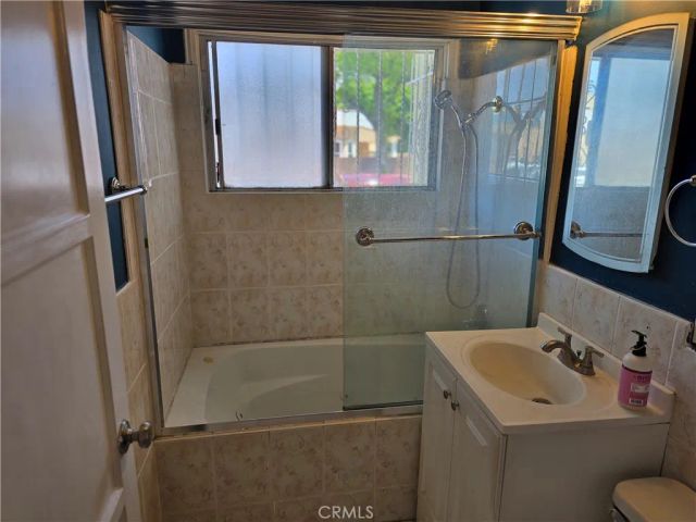 859 E 87th, Los Angeles, CA 90002