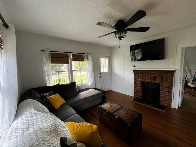 505 S Randolph Avenue, Landrum, SC 29356