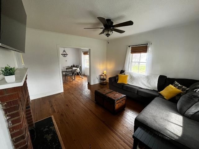 505 S Randolph Avenue, Landrum, SC 29356