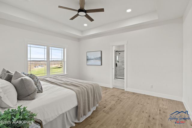 4210 LAURA AVENUE, Jefferson City, MO 65109