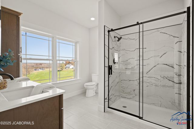 4210 LAURA AVENUE, Jefferson City, MO 65109