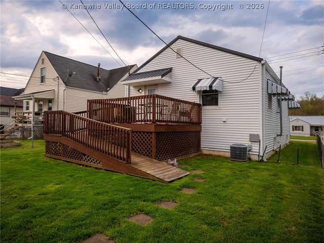 2614 Washington Avenue, St Albans, WV 25177