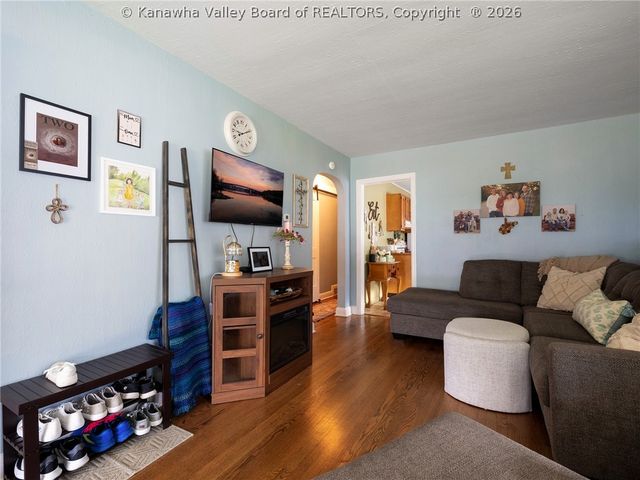 2614 Washington Avenue, St Albans, WV 25177