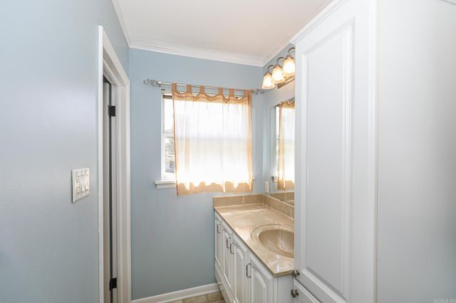 1223 JAMESON AVE, Benton, AR 72015