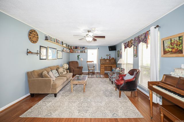 1223 JAMESON AVE, Benton, AR 72015