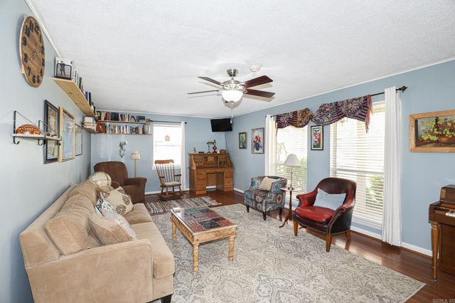 1223 JAMESON AVE, Benton, AR 72015