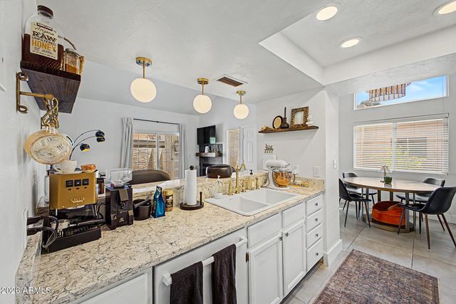 2019 W LEMON TREE Place 1121, Chandler, AZ 85224