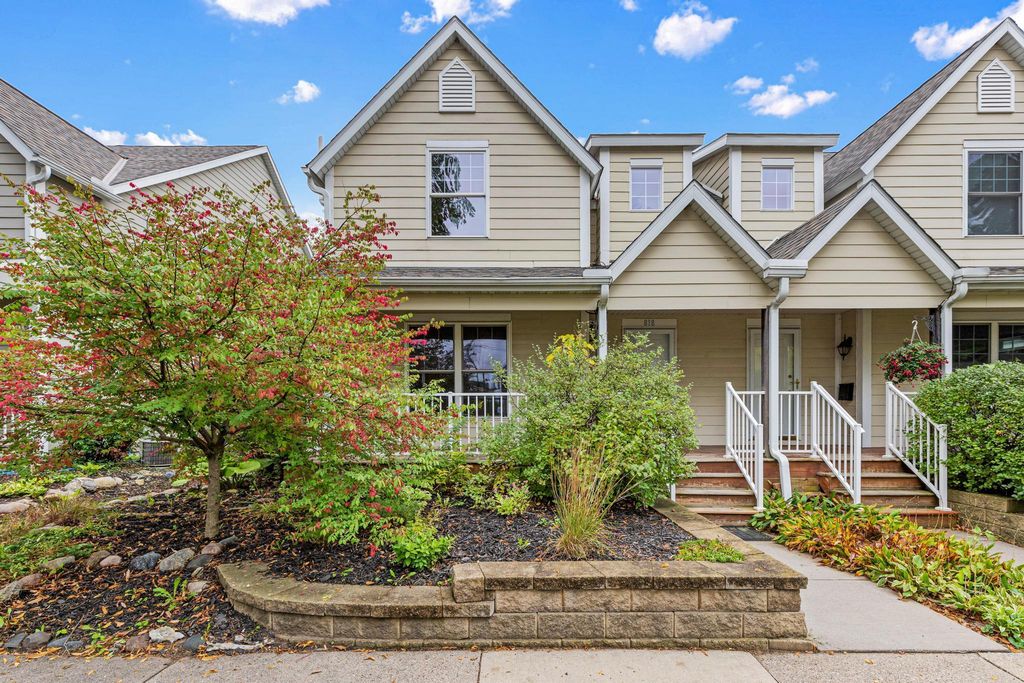 818 24th Avenue NE, Minneapolis, MN 55418 — exterior