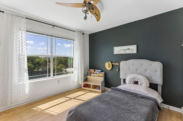 8909 Mountain Shadows CV B, Austin, TX 78735
