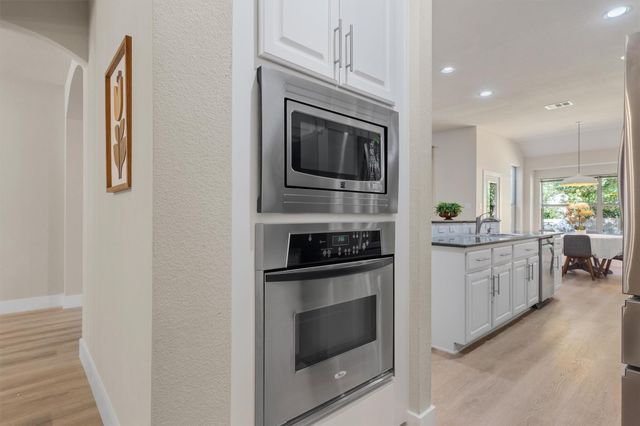 10113 Loxley LN, Austin, TX 78717