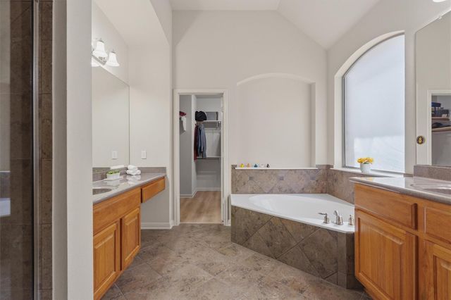 10113 Loxley LN, Austin, TX 78717