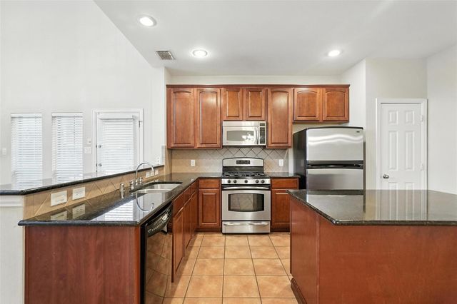 2101 Broadstone Drive, Plano, TX 75025