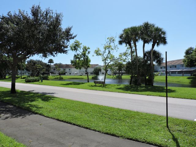6198 Riverwalk Lane 7, Jupiter, FL 33458