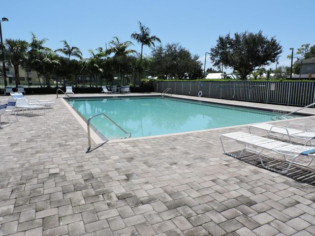 6198 Riverwalk Lane 7, Jupiter, FL 33458