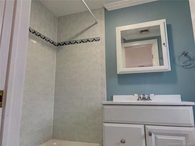 57 Scofield Avenue, Stamford, CT 06906