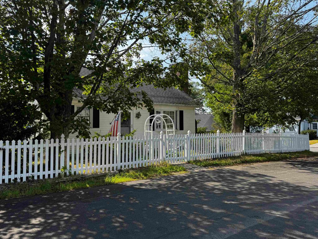 183 Gold Street, Manchester, NH 03103