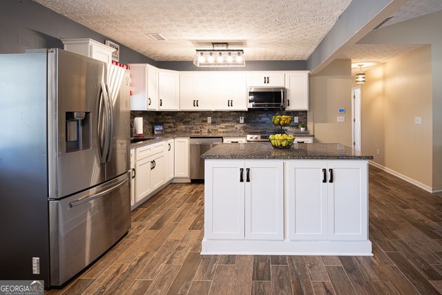 572 N Ola Road, Mcdonough, GA 30252