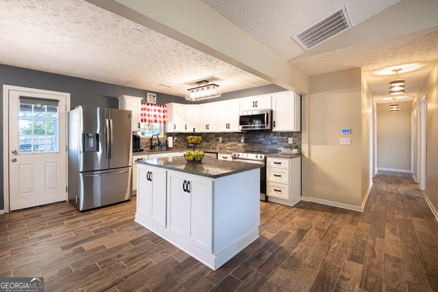 572 N Ola Road, Mcdonough, GA 30252