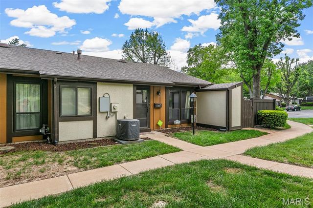 11166 Whispering Oaks Drive, Unincorporated, MO 63136